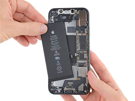 iPhone 11 Battery Replacement .